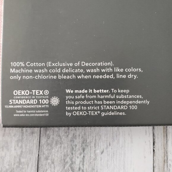 NWT - Threshold Pink and White Gingham Table Runner - 72in x 14in - Picture 5 of 5